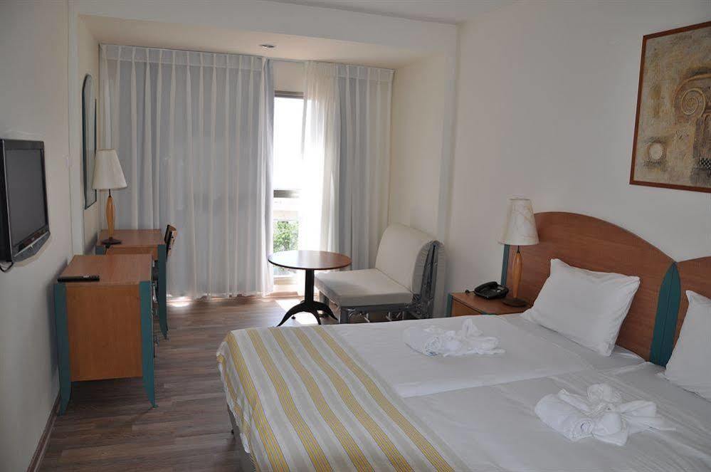 Royal Inn Tiberias Exterior foto
